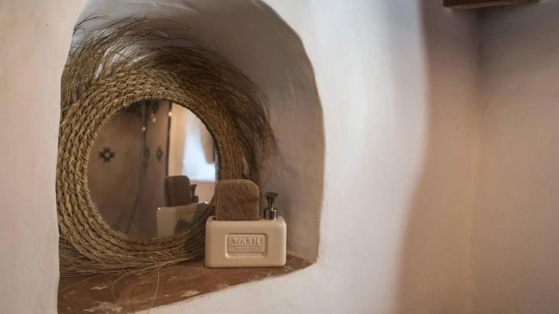 Casa Walhallacorti Jo Paramo パンパネイラ 0*,